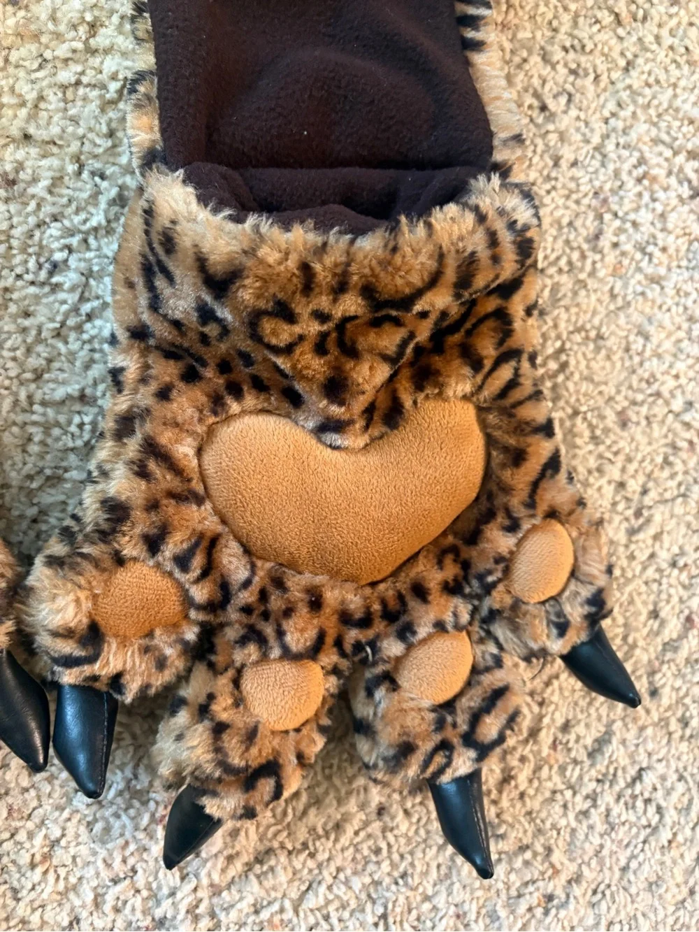 Leopard Faux Fur Paw Scarf with Claw Tips